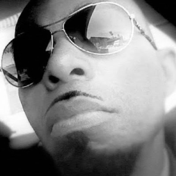 Meet your Posher, Kevin - Picture 1 of 1